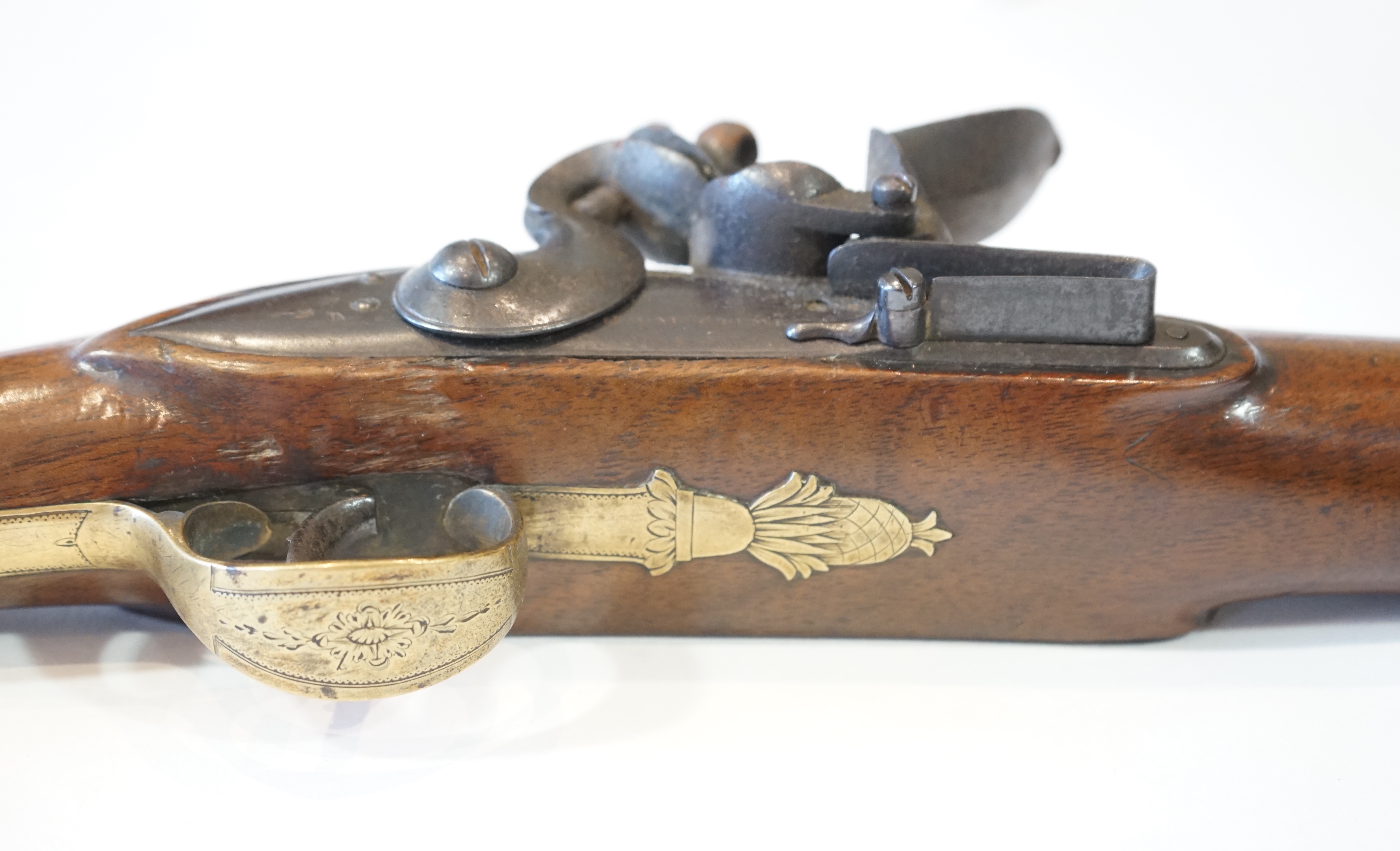 An English brass barrel flintlock blunderbuss by H W Mortimer, late 18th century